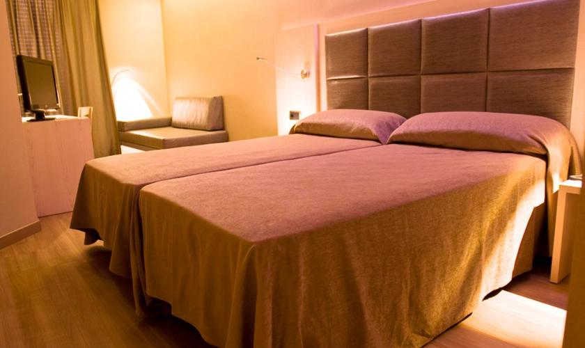 Twin / Double Barcelona House Hotel Twin / Double Barcelona House Hotel